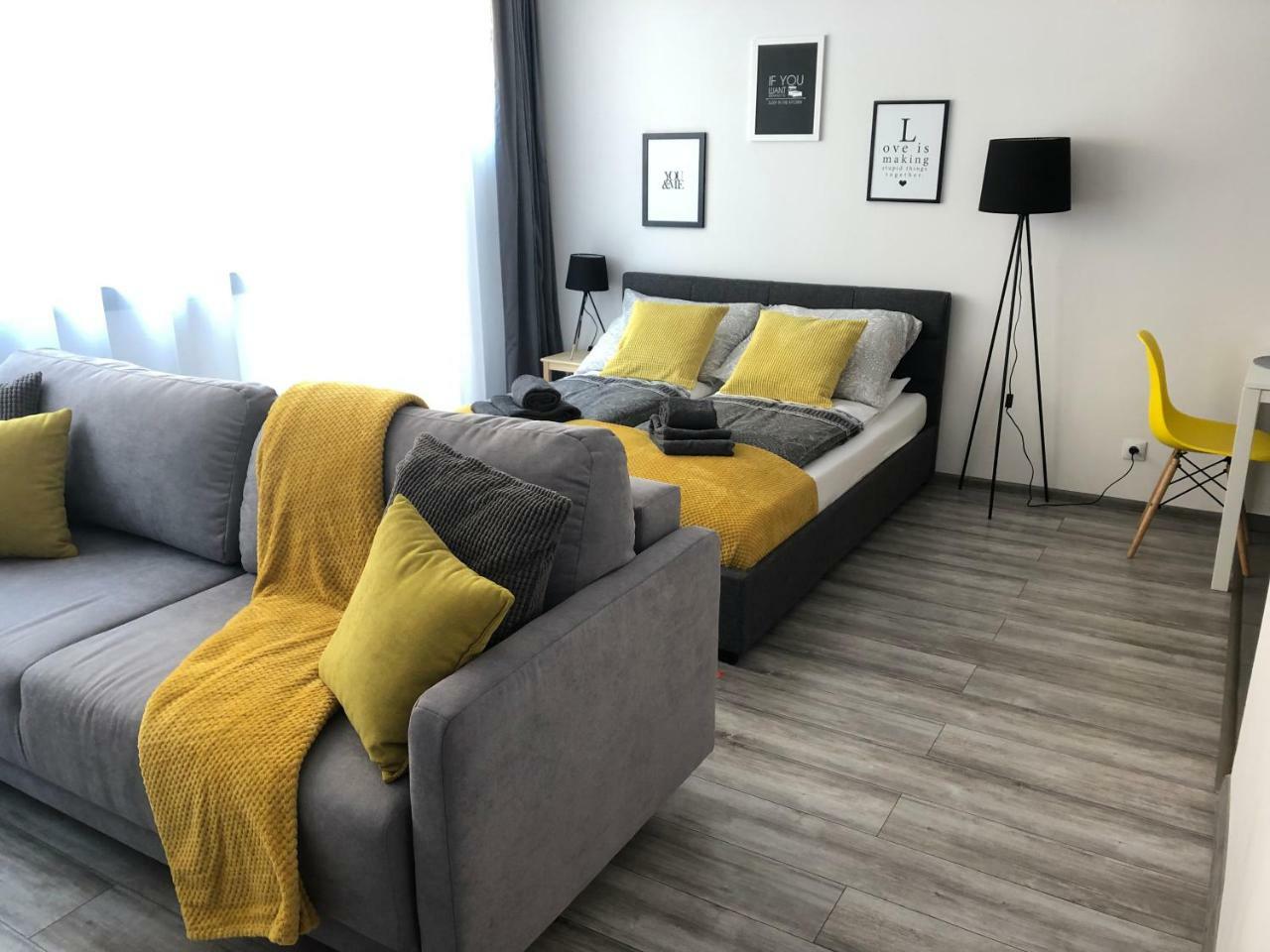 Apartament Szczesliwa 13 - Plac Ratuszowy 耶莱尼亚古拉 外观 照片
